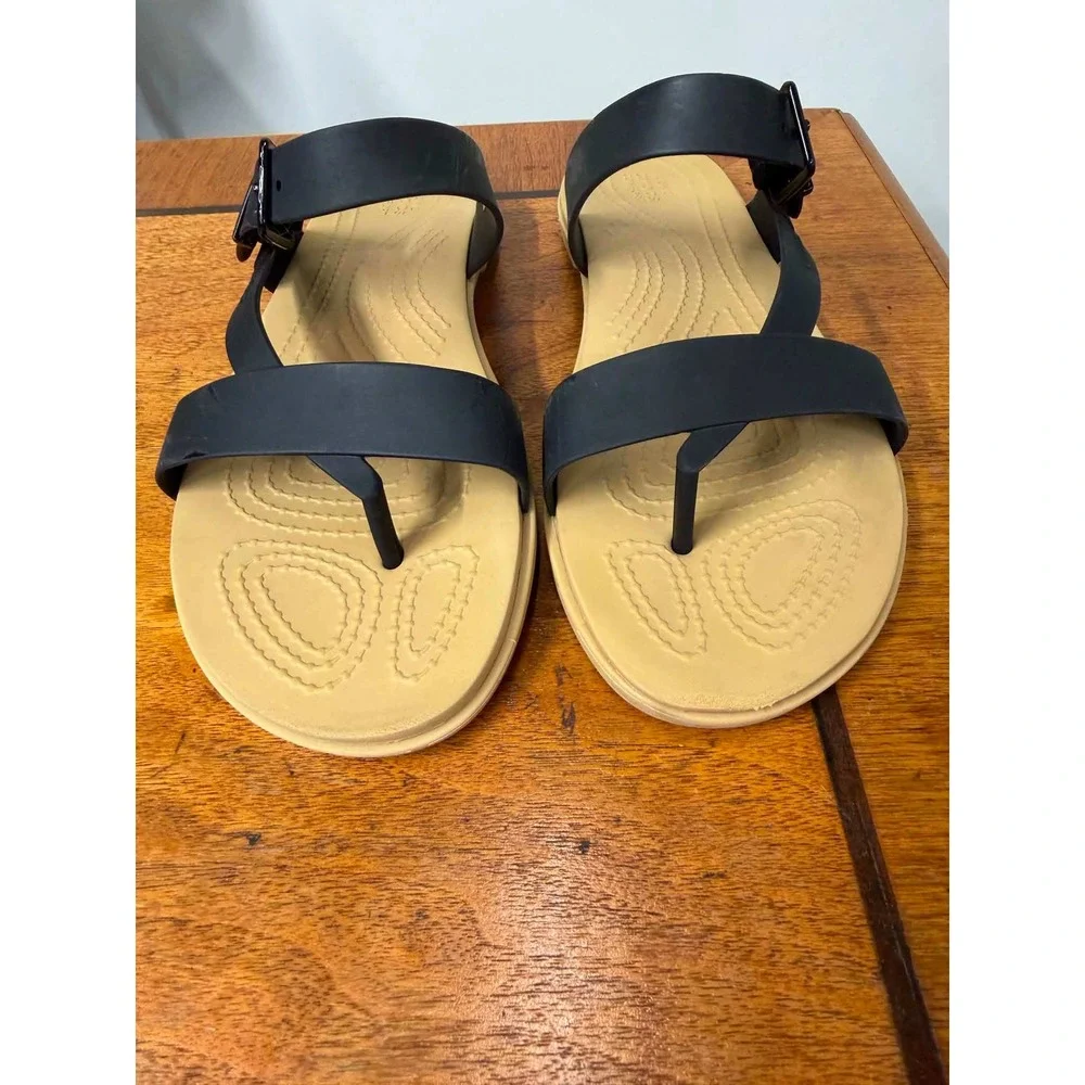Crocs Tulum Toe Post Sandal Womens 7 Black Tan Strappy Buckle 206108-060